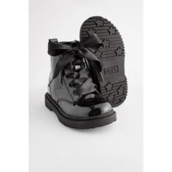 Next Bottes à Lacets Avec Doublure - Pointure Large -Regatta Magasin 394f6a5a6df09de9c6638a95dc81f3a7