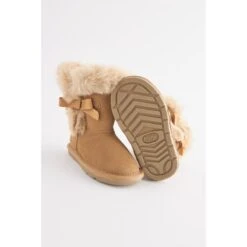 Next Bottes Résistantes à L'eau Enfiler -Regatta Magasin dbee52c2fba20dc02438e25b892177df