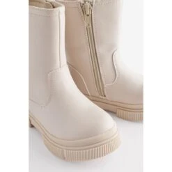 Next Bottes à Semelle épaisse En Cautchouc -Regatta Magasin dbffc7c40c877a64ecb987ad342ae7e1